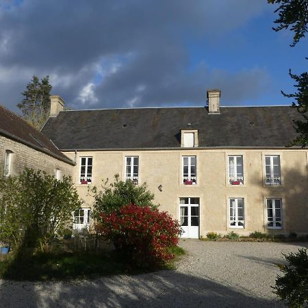 Domaine De La Cour Vautier Bed and Breakfast Mandeville-en-Bessin Buitenkant foto